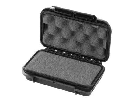 Kompaktes, Transportkoffer-Etui von TOMcase, mit Rasterschaumstoff und Noppe, stoßfest und wasserdicht für sicheren Schutz von Kleinzubehör. Innenmaße: 15x8x4 cm.