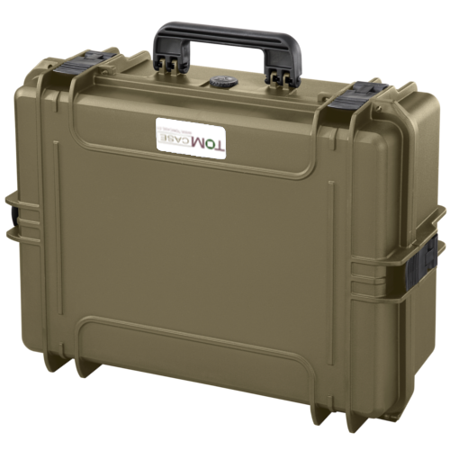 Robuster Drohnenkoffer, Farbe Olive, mit passgenauem Inlay für DJI Mavic 3 Pro und Zubehör, stoßfest, wasserdicht und perfekt für sicheren Transport und Aufbewahrung. Koffer geschlossen.