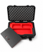 Abnehmbare Schaumstoff-Deckplatte des TOMcase ECO 60 Laptopkoffers für Lenovo ThinkPad 16 Zoll über dem roten Inlay