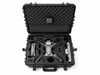 Geöffneter TOMcase Hartschalenkoffer für DJI Matrice 4D/4TD von vorne, komplett bestückt mit Drohne, RC Plus Fernsteuerung und Zubehör.